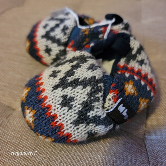 Muk Luks Blue Multi Color infant Slippers Sz: 6-9 months NWT - Picture 4 of 5